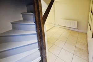 Entrance Hall- click for photo gallery